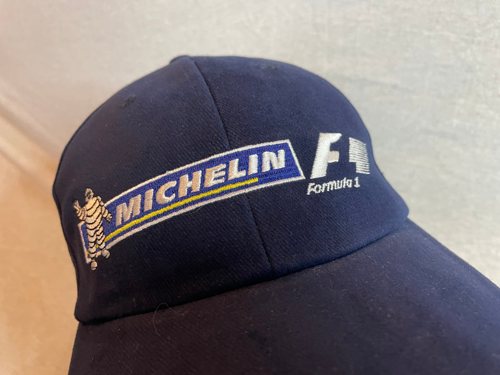 CASQUETTES PODIUMS SAISON F1 2004