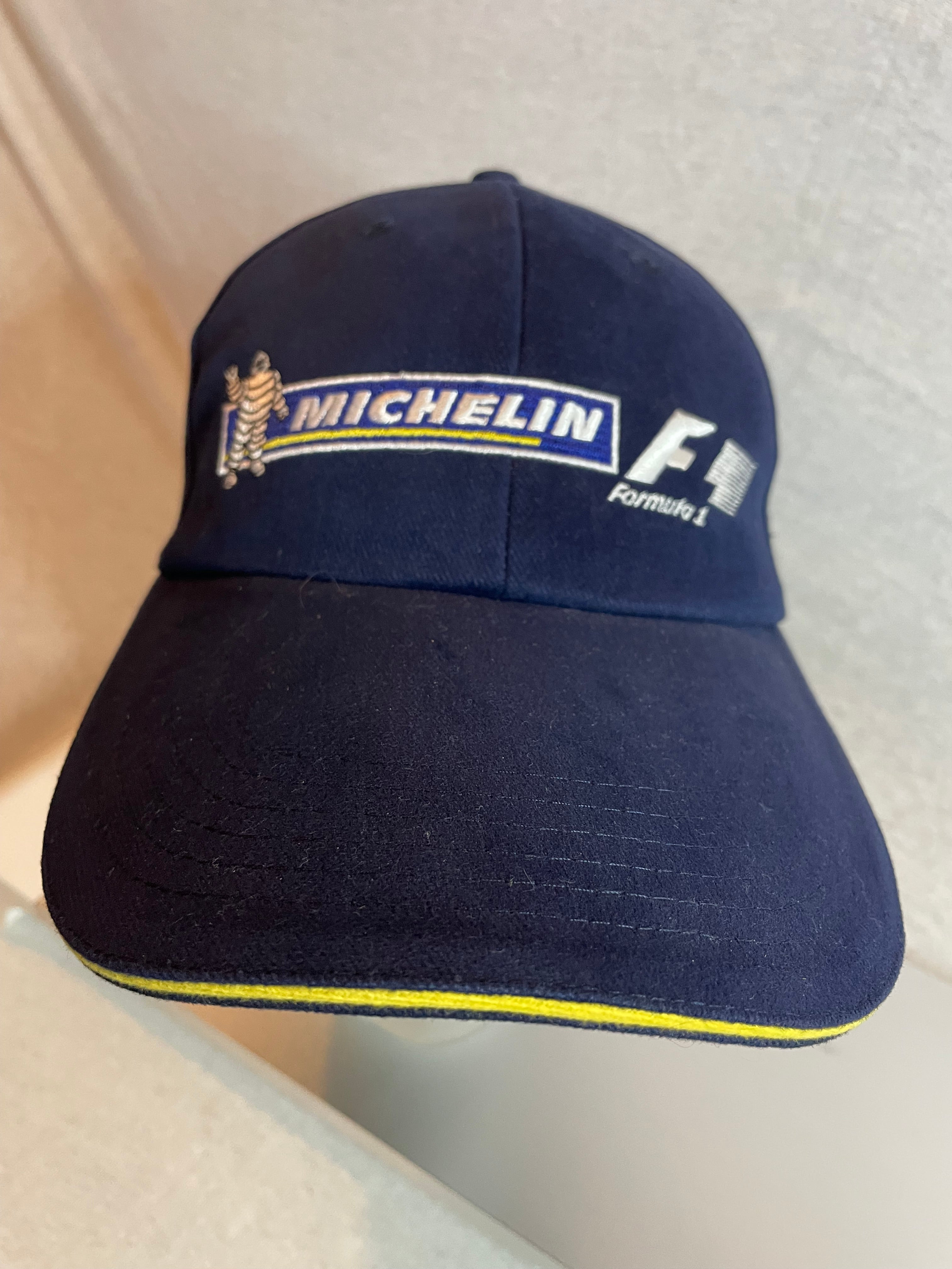 CASQUETTES PODIUMS SAISON F1 2004