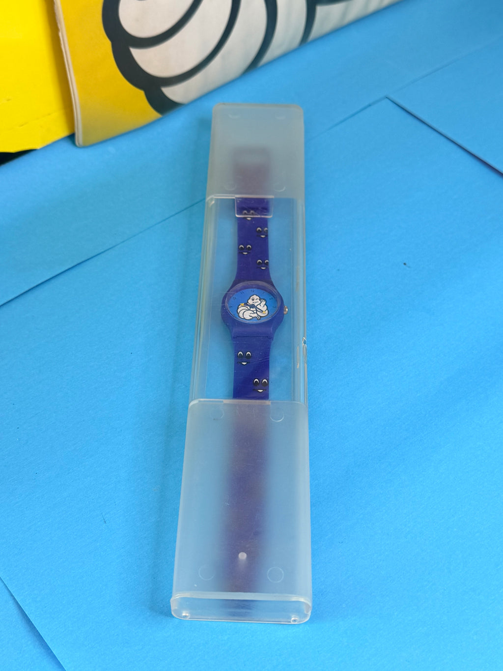 Montre MICHELIN Bibendum bleue neuve avec son emballage d’origine
