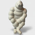 MICHELIN BIBENDUM assis en mousse