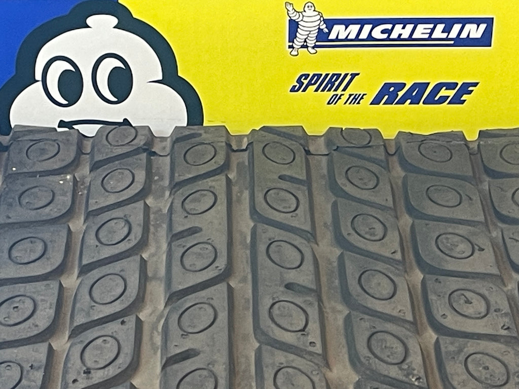 BANDE ROULEMENT PNEU FORMULE 1