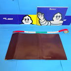 Détail compartiments intérieurs porte-documents Michelin ancien