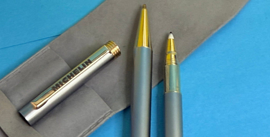 SUPERBE PARRURE VINTAGE DEUX STYLOS MICHELIN