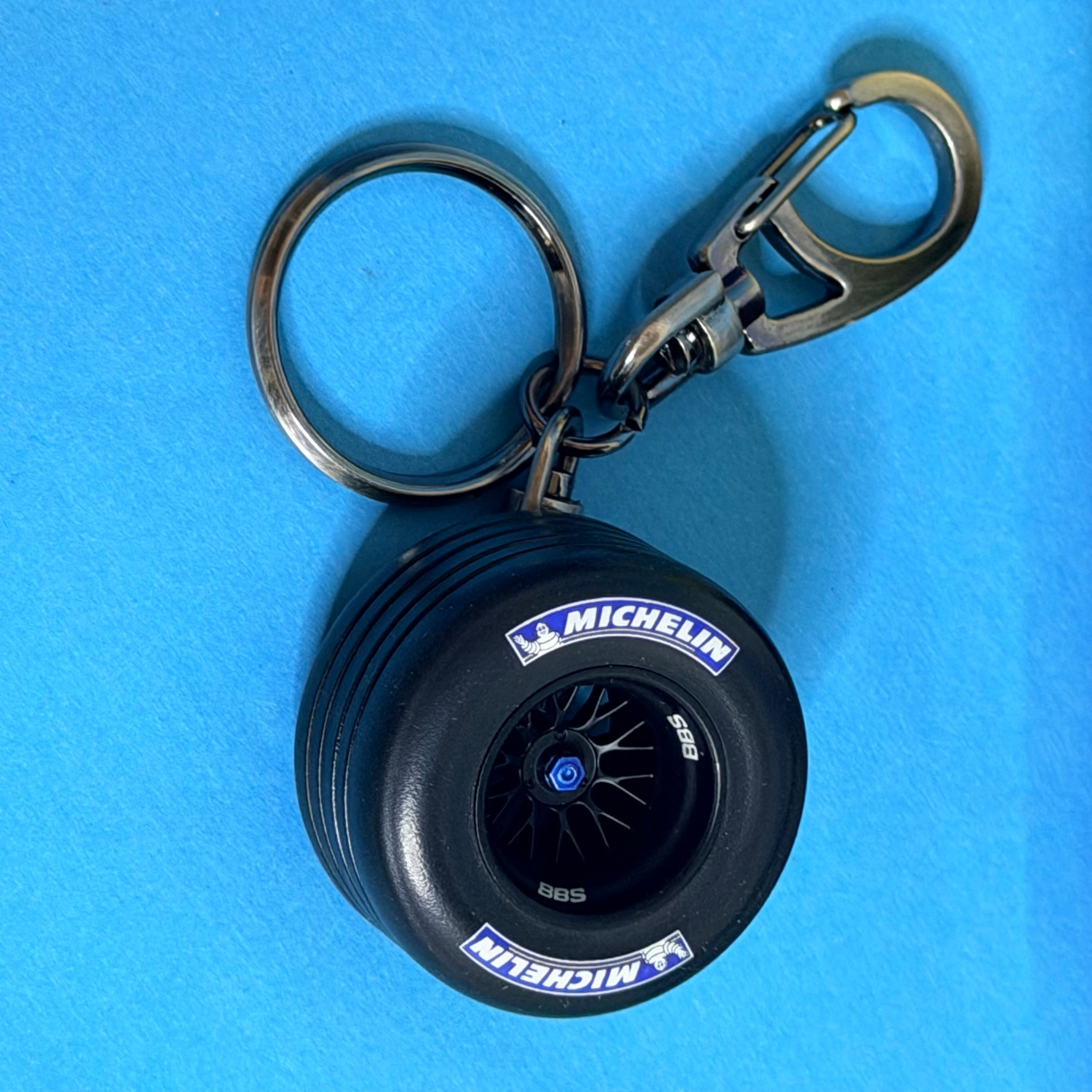 porte clés roue FORMULE 1 MICHELIN