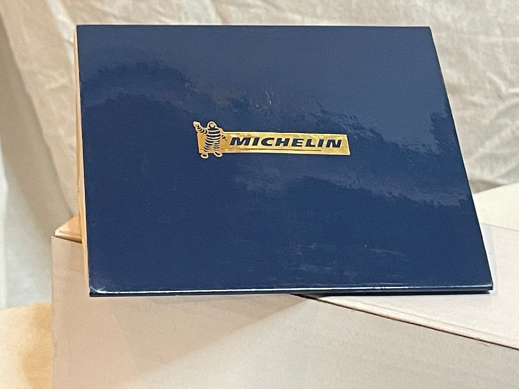 Boîte d'origine Curti Design Paris du Bibendum MICHELIN de collection