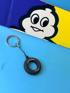 Porte-clés publicitaire Michelin Power RS complet avec cordon et anneau