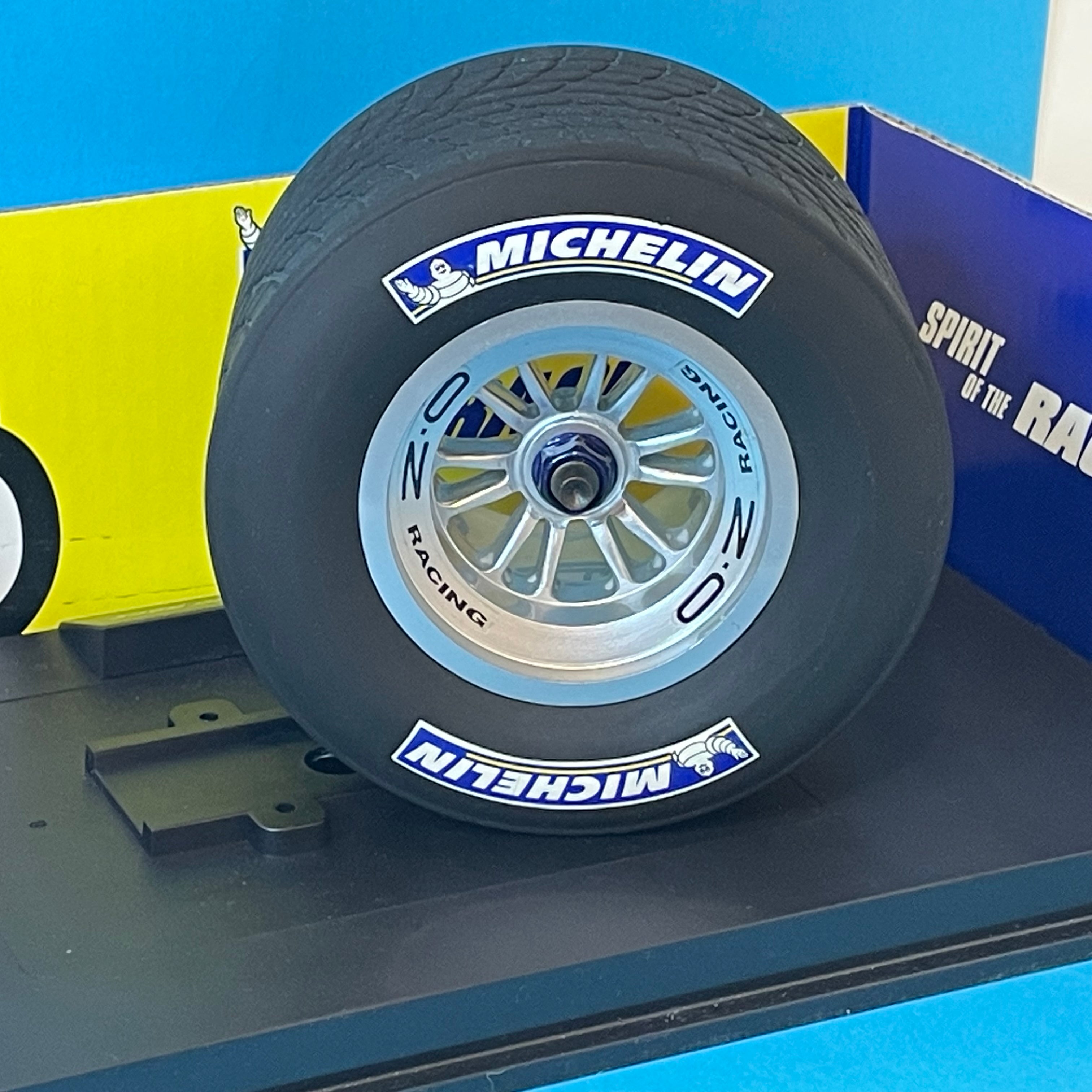 MICHELIN FORMULE 1 - 1/5ème - ROUE officielle