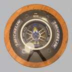 UNE ROUE DE F1 DANS VOTRE SALON