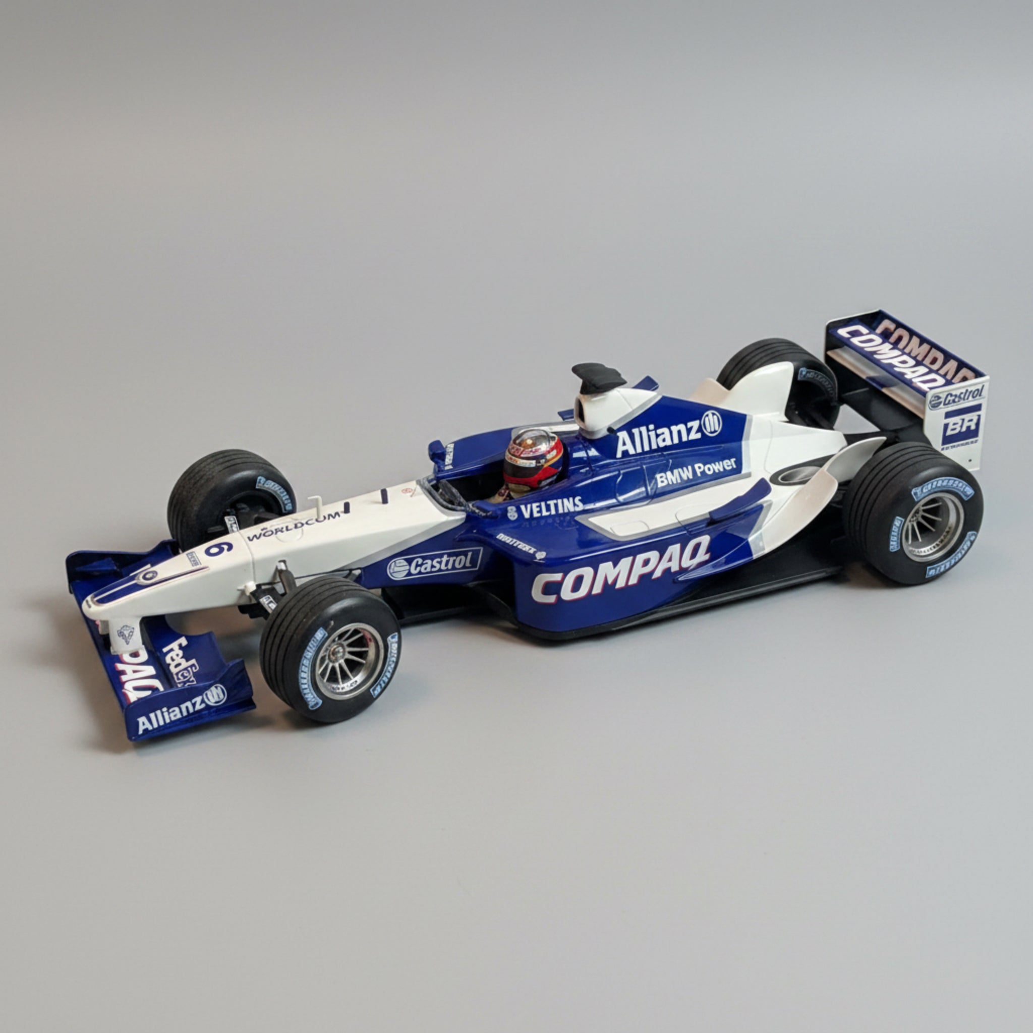 WILLIAMS BMW FW24 #6 PNEUS MICHELIN F1