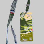 Badge officiel Formula One Paddock Club Michelin, Grand Prix de France 2003, avec son tour de cou d'origine.