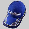 Casquette Michelin Podium bleue avec Bibendum, logo Michelin et lauriers brodés sur la visière – vue de face