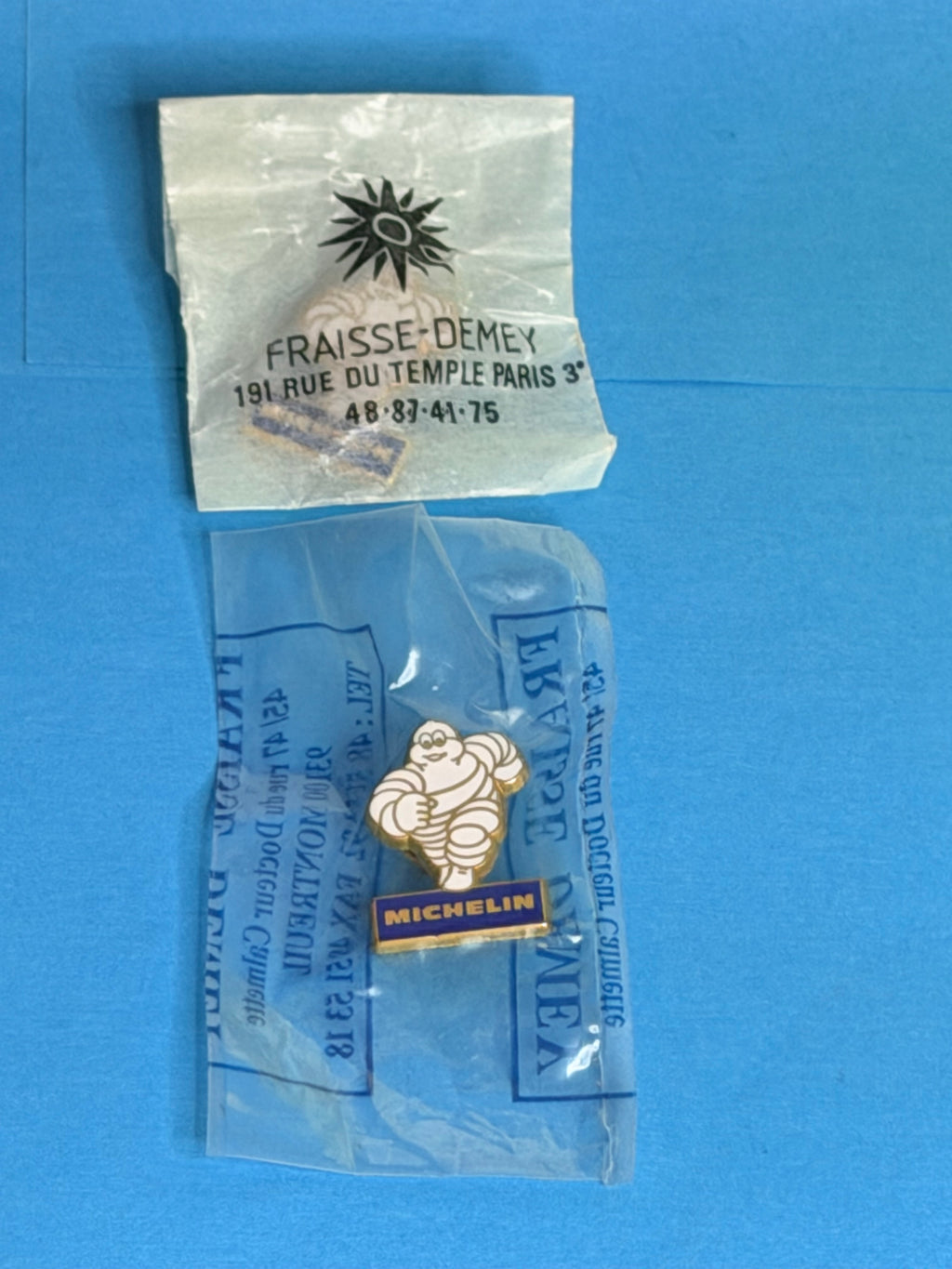 Pin’s Michelin Bibendum protégé sous blister – ancien objet publicitaire de collection