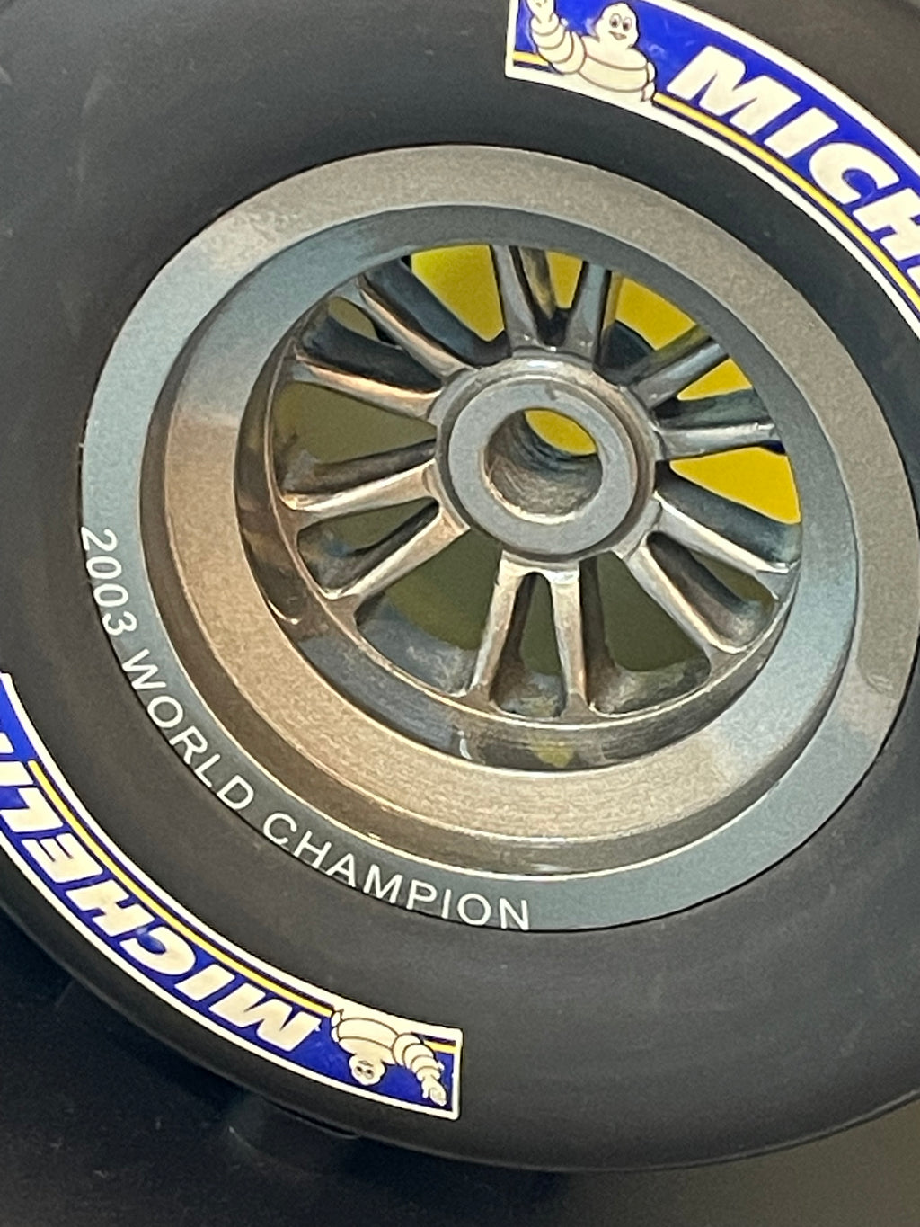 MICHELIN FORMULE 1 - 1/5ème - Roue officielle