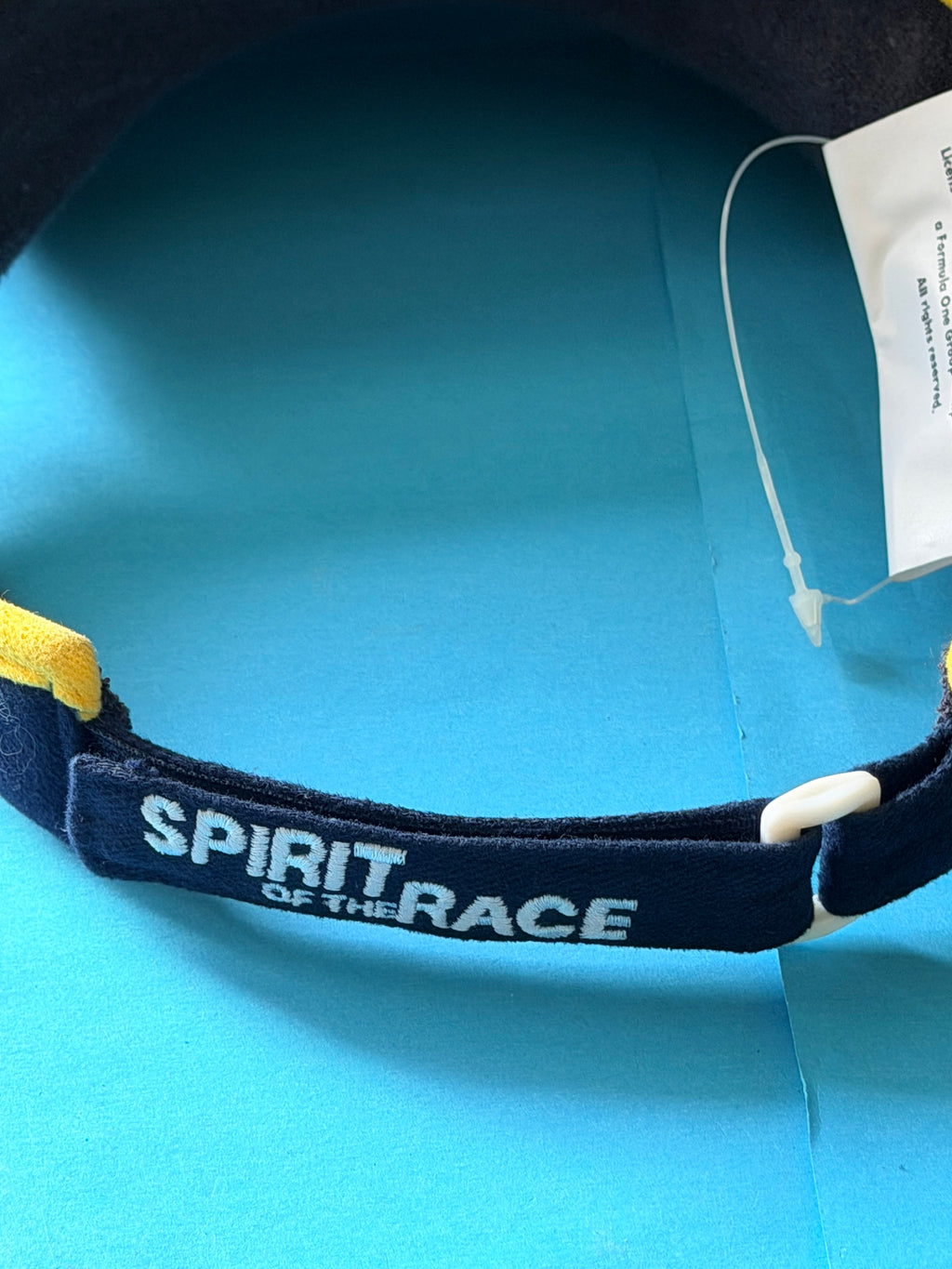 Arrière réglable de la visière Michelin Formula 1 avec inscription brodée Spirit of the Race.