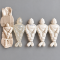 Cinq pièces Michelin réunies pour leur complémentarité, leurs différences de finition et leur intérêt industriel. Une collection unique proposée par Shop AEC.