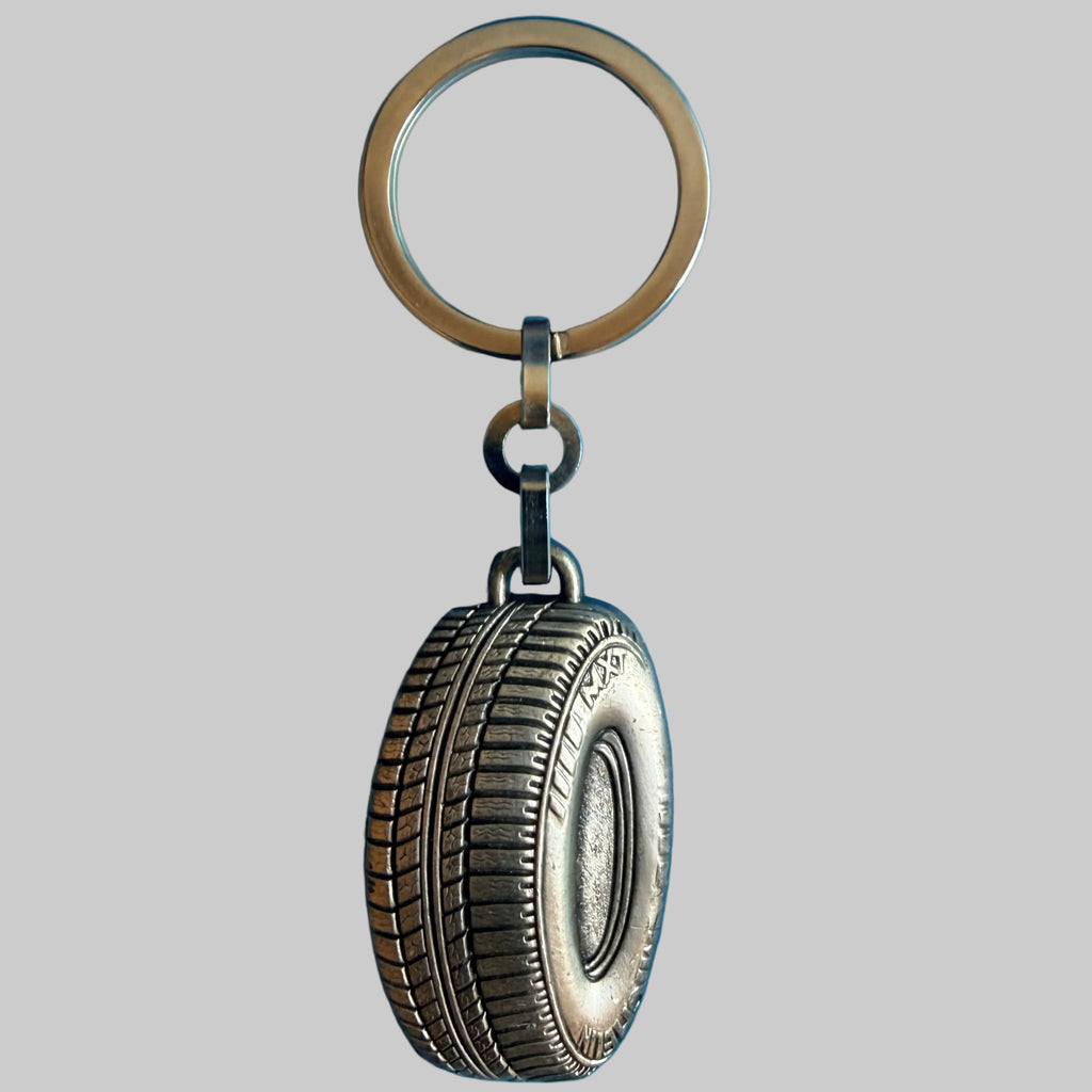 Porte-clés Michelin vintage Pichard SA en métal avec pendentif pneu – Made in France