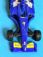 Porte-clé MICHELIN F1 neuf – gros plan monoplace n°5 bleu et jaune avec Bibendum