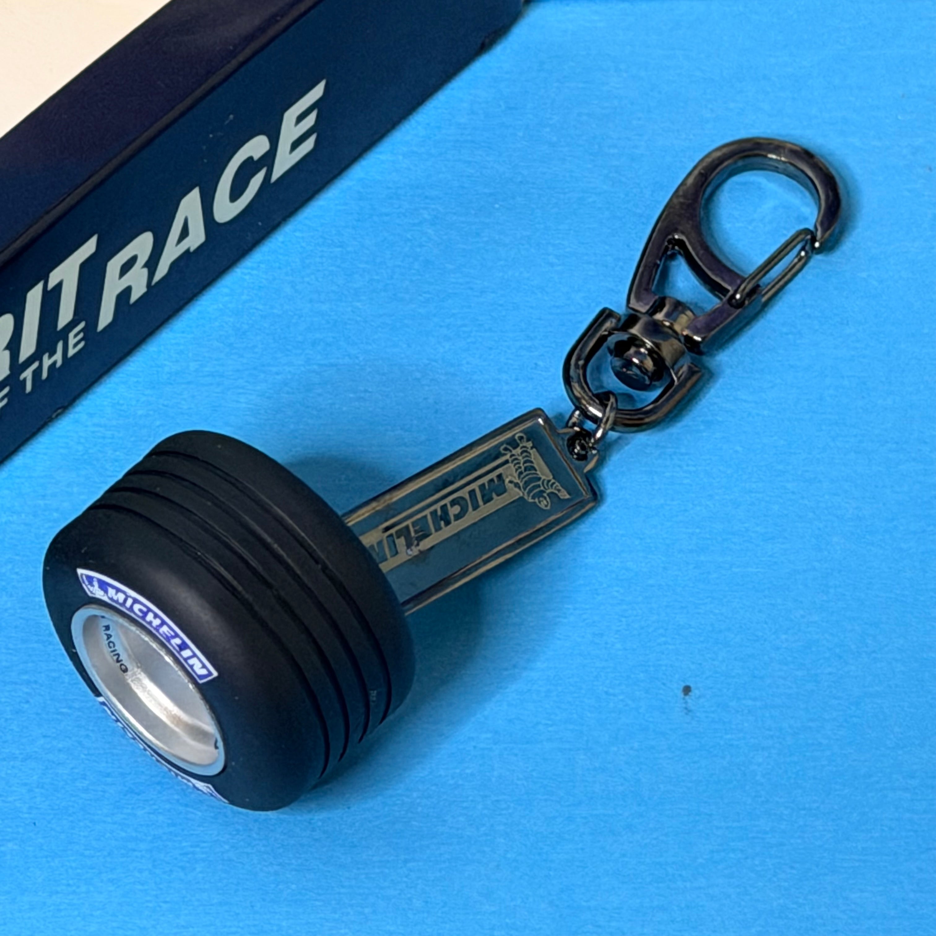 porte clés roue FORMULE 1 MICHELIN