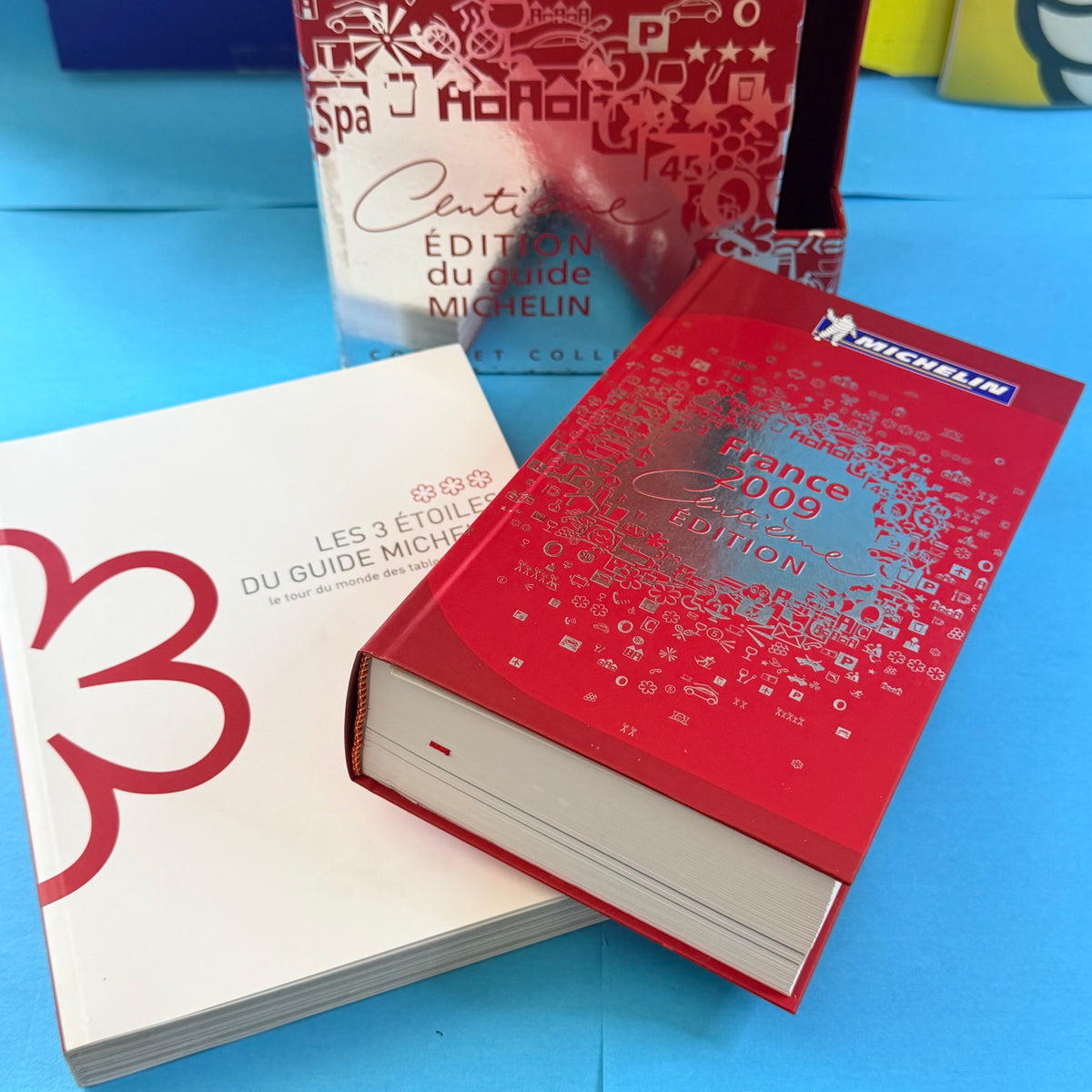 Guide Michelin France 2009 centième édition avec livre Les 3 étoiles du Guide Michelin