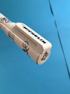 Détail du mécanisme et du marquage Michelin sur stylo Bibendum Collector