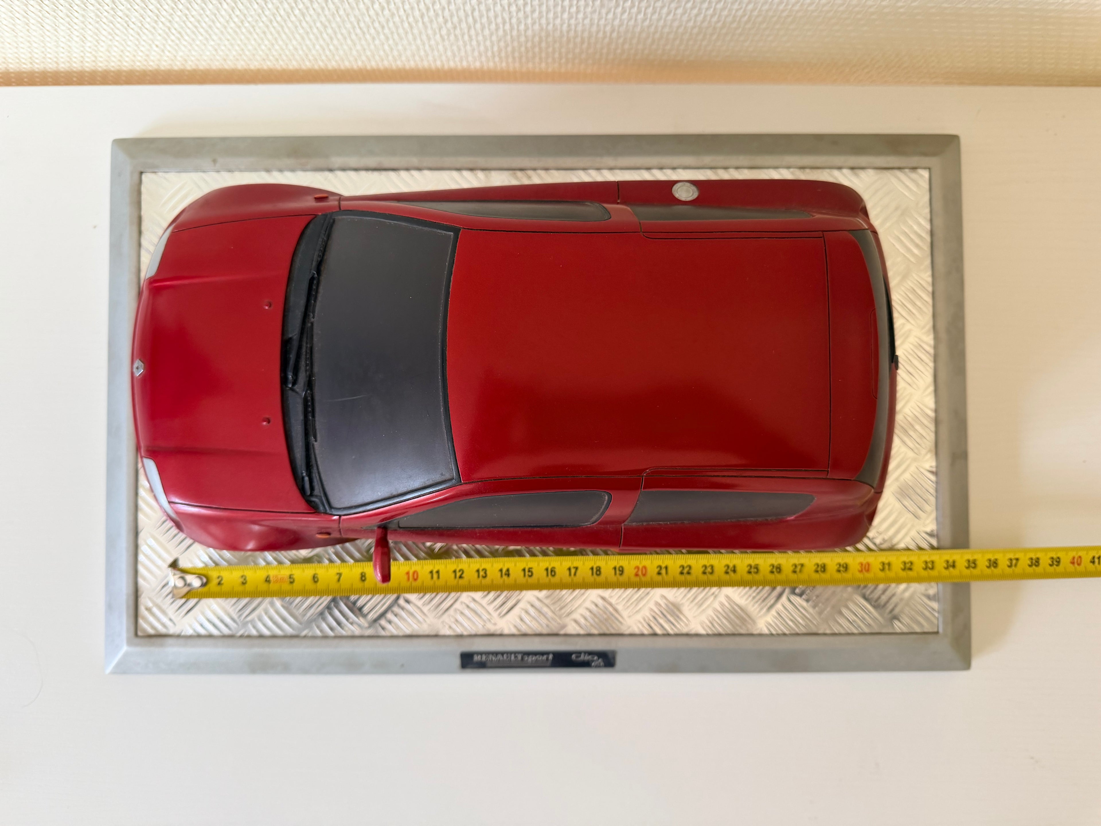 Maquette 1/12 ème RENAULT SPORT CLIO V6
