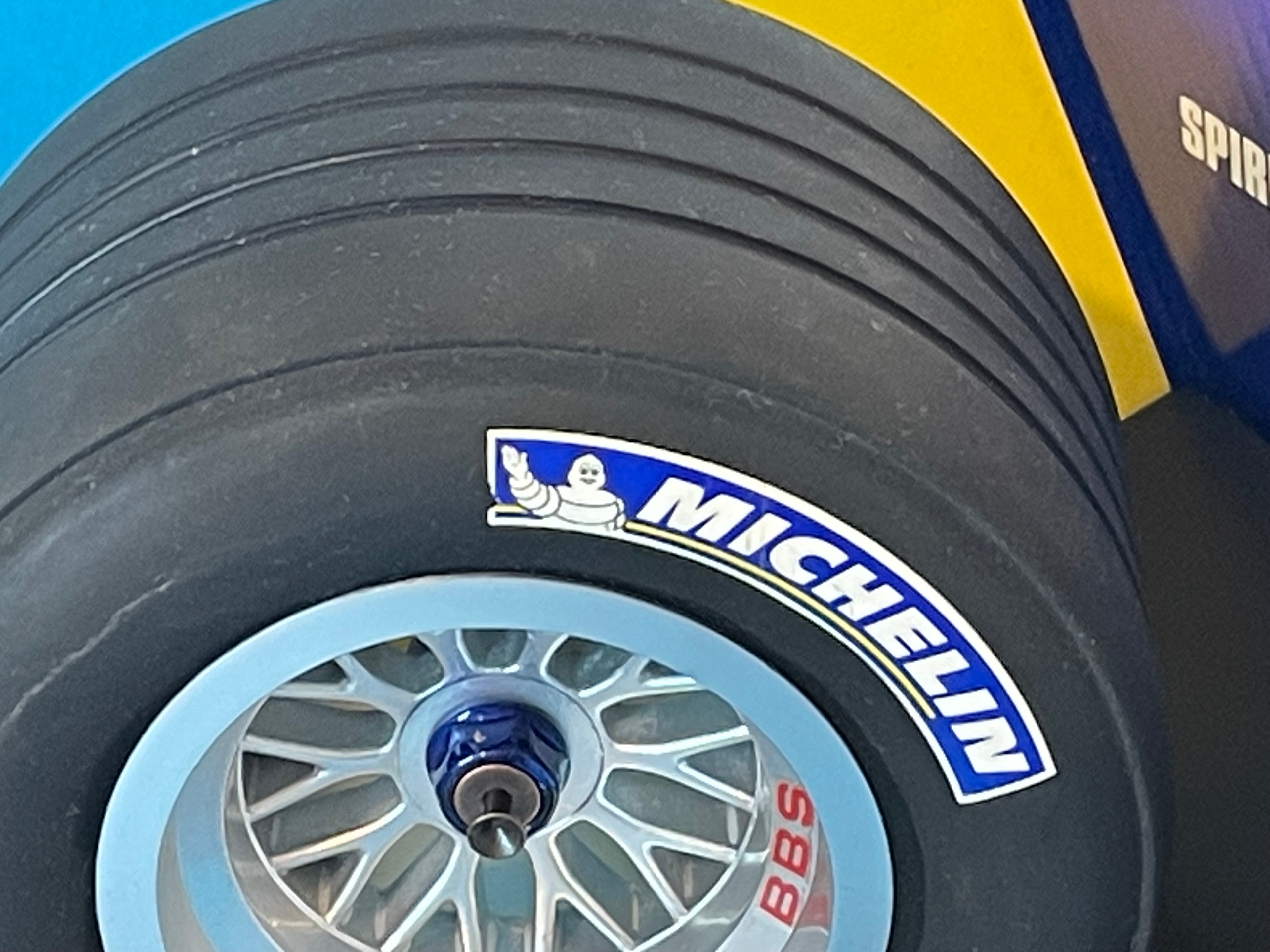 MICHELIN FORMULE 1 - 1/5ème - ROUE officielle