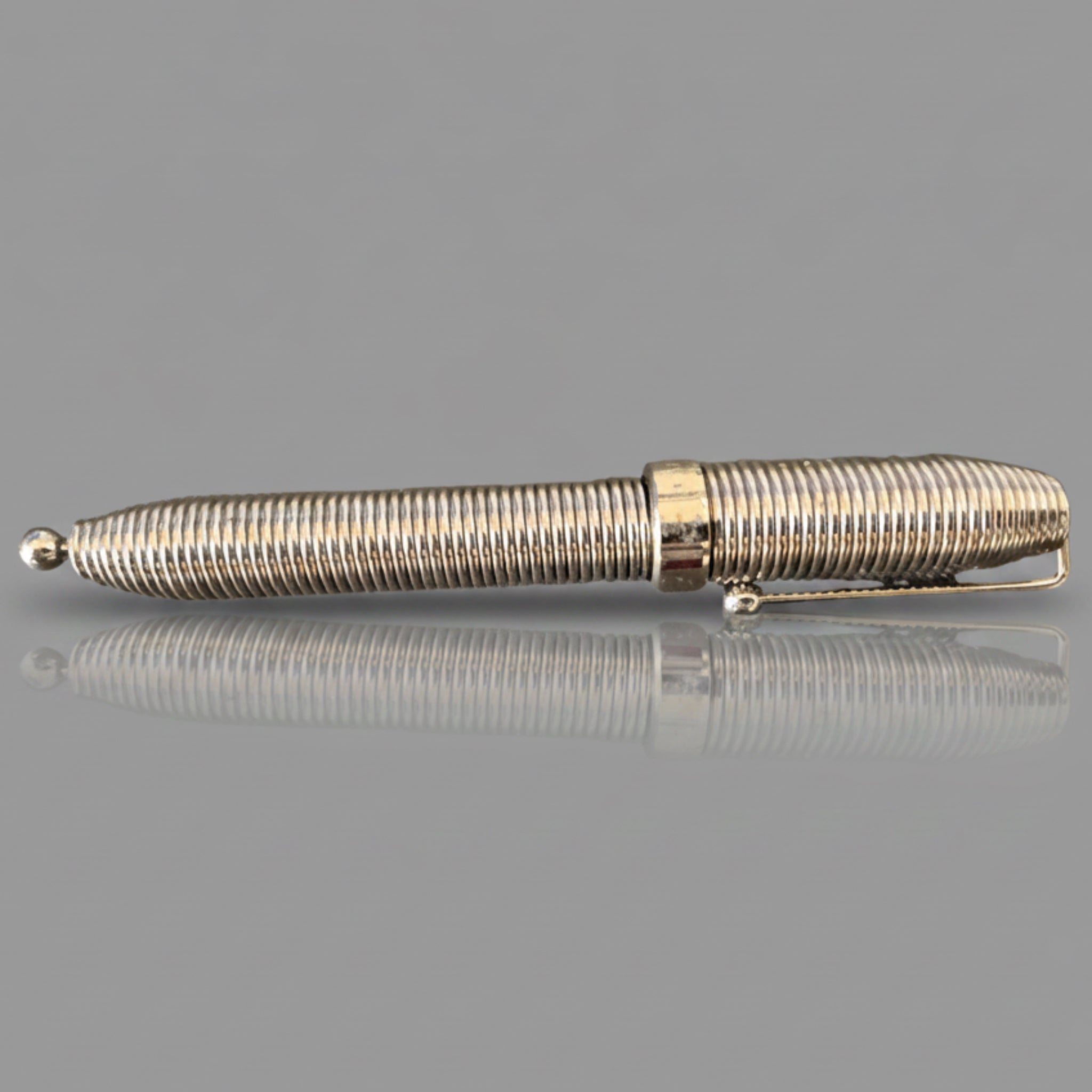 RARE STYLO BILLE MICHELIN ADDEX DESIGN EN METAL