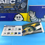 Pages 74 et 75 du programme Michelin Formule 1 2003 présentant les écuries, leurs sites Internet et les crédits de publication Michelin.