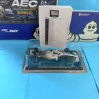 Miniature Mercedes Formule 1 n°44 Lewis Hamilton 2019, vue de dessus dans son emballage.